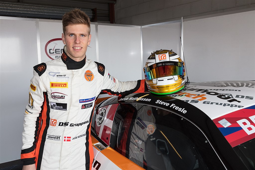 Normalt er det en Ginetta i det britiske GT-mesterskab, som Jacob Mathiassen styrer, men nu debuterer han i en Ford Mustang i MASCOT DTC-
(Foto: Sean Mulcahy)
